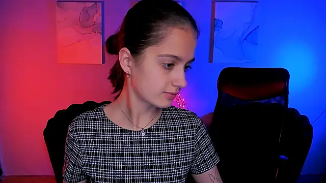 talia seduce online show from December 3, 10:02 am