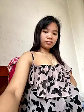 Snapshot of Ngoc-bbi chatting on October 20, 5:30 am Ngoc-bbi online show from October 20, 5:30 am