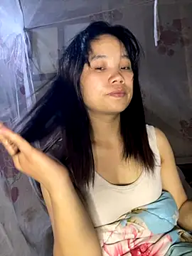 Snapshot of Ngoc-bbi chatting on October 28, 4:09 pm Ngoc-bbi online show from October 28, 4:09 pm