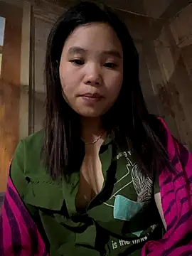 Snapshot of Ngoc-bbi chatting on November 21, 2:38 pm Ngoc-bbi online show from November 21, 2:38 pm