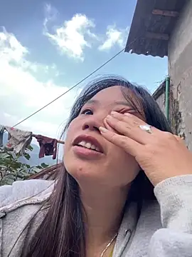 Snapshot of Ngoc-bbi chatting on December 21, 1:57 am Ngoc-bbi online show from December 21, 1:57 am