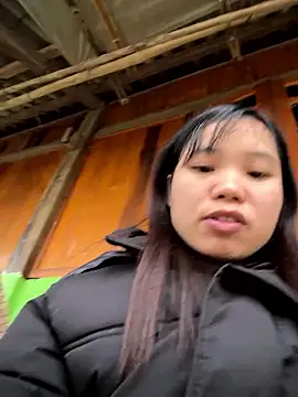 Snapshot of Ngoc-bbi chatting on January 10, 12:45 am Ngoc-bbi online show from January 10, 12:45 am