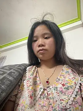 Snapshot of Ngoc-bbi chatting on January 14, 4:07 am Ngoc-bbi online show from January 14, 4:07 am