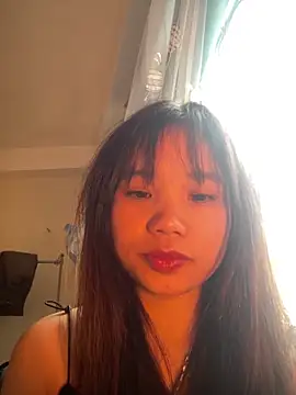 Snapshot of Ngoc-bbi chatting on February 3, 6:22 am Ngoc-bbi online show from February 3, 6:22 am