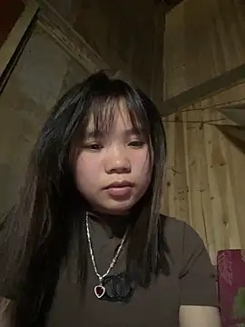 Snapshot of Ngoc-bbi chatting on February 11, 5:56 am Ngoc-bbi online show from February 11, 5:56 am