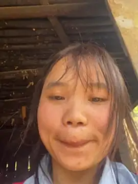 Snapshot of Ngoc-bbi chatting on February 14, 2:52 am Ngoc-bbi online show from February 14, 2:52 am