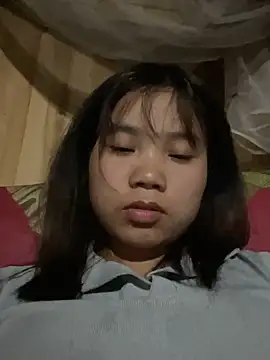 Snapshot of Ngoc-bbi chatting on February 15, 2:36 pm Ngoc-bbi online show from February 15, 2:36 pm