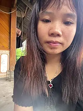 Snapshot of Ngoc-bbi chatting on April 20, 12:35 am Ngoc-bbi online show from April 20, 12:35 am