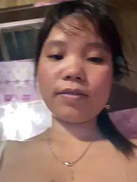Snapshot of Ngoc-bbi chatting on May 21, 3:57 am Ngoc-bbi online show from May 21, 3:57 am