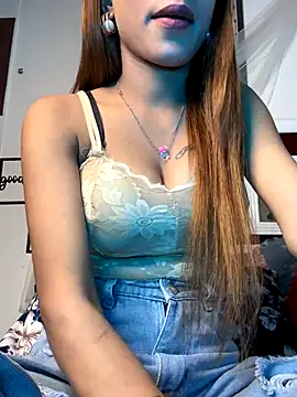 Snapshot of liza_0099 chatting on December 16, 5:07 pm liza 0099 online show from December 16, 5:07 pm