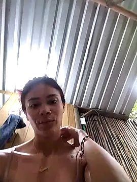 dulcelatin21 online show from November 24, 3:45 pm