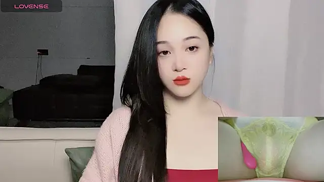 woaiqinqin online show from December 4, 3:10 pm