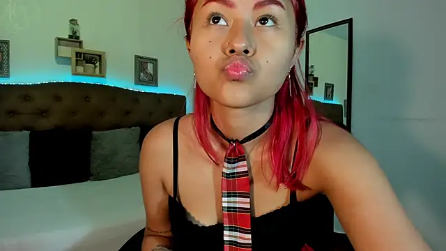 MAYASMITH   online show from June 6, 6:29 am