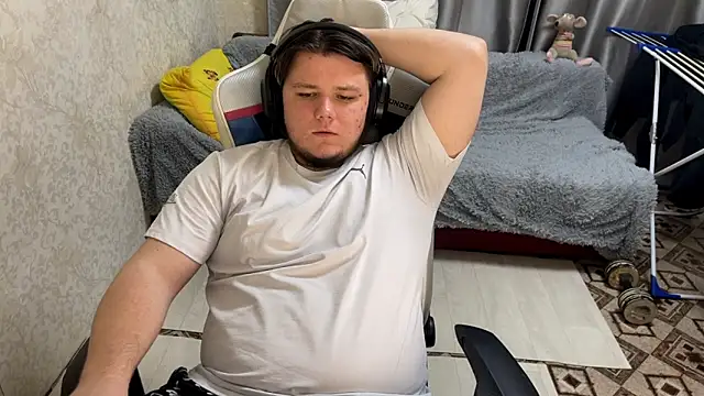 desiredude9 online show from September 29, 4:56 pm