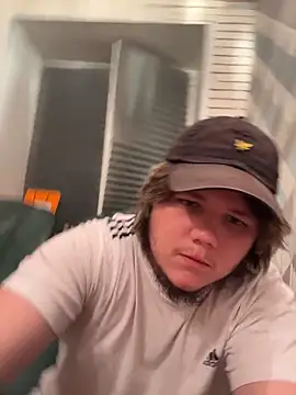 desiredude9 online show from November 17, 6:35 pm