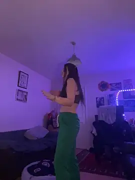 kittykatbean online show from January 18, 8:45 pm