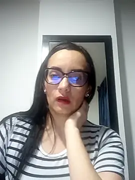 Snapshot of sarita_star chatting on September 21, 2:24 am sarita star online show from September 21, 2:24 am