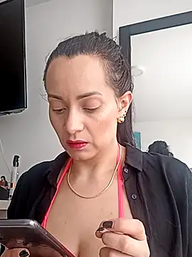 Snapshot of sarita_star chatting on October 22, 5:02 pm sarita star online show from October 22, 5:02 pm