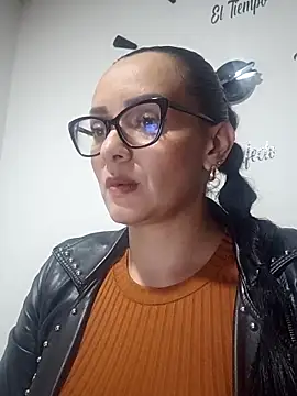 Snapshot of sarita_star chatting on November 25, 1:38 am sarita star online show from November 25, 1:38 am