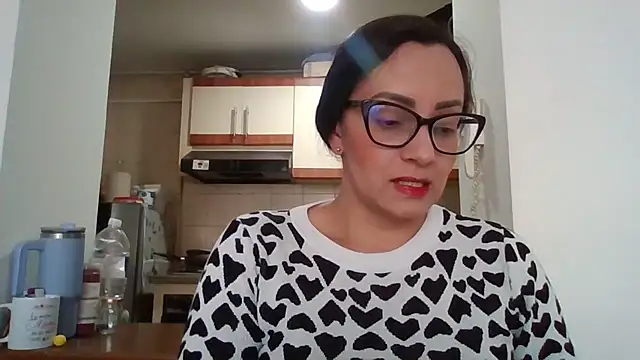 Snapshot of sarita_star chatting on July 17, 9:19 pm sarita star online show from July 17, 9:19 pm