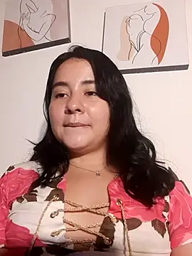 Snapshot of Yuli-27 chatting on October 12, 4:11 am Yuli-27 online show from October 12, 4:11 am