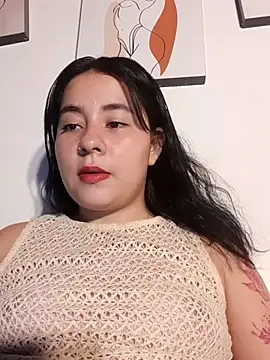 Snapshot of Yuli-27 chatting on October 15, 2:33 am Yuli-27 online show from October 15, 2:33 am