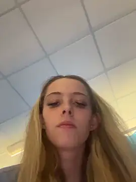 Angelloverxo online show from November 7, 9:59 pm