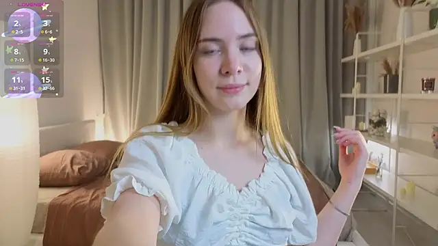 CarollSmithh online show from November 17, 9:09 pm