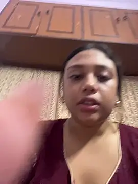 goodvibesonly44445 online show from February 28, 2:40 pm