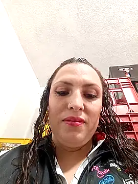 Snapshot of VERONICA__03 chatting on September 15, 2:06 pm VERONICA 03 online show from September 15, 2:06 pm