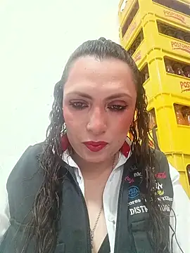 Snapshot of VERONICA__03 chatting on October 3, 3:31 pm VERONICA 03 online show from October 3, 3:31 pm