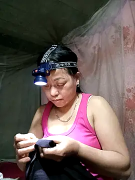 Snapshot of Sa2mh20 chatting on February 5, 1:05 pm Sa2mh20 online show from February 5, 1:05 pm