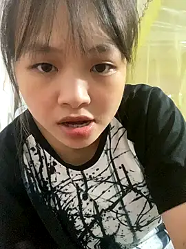 Snapshot of candy___123 chatting on October 5, 12:47 pm candy   123 online show from October 5, 12:47 pm