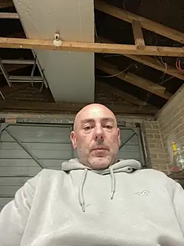 Richmcgee online show from March 22, 8:23 pm