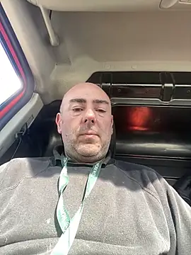 Richmcgee online show from March 26, 9:59 am