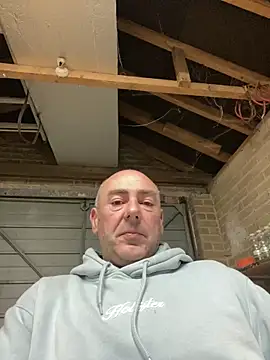 Richmcgee online show from March 28, 8:19 pm