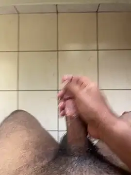 Snapshot of aliahmed98770 chatting on September 14, 9:30 am aliahmed98770 online show from September 14, 9:30 am