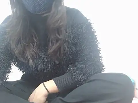 Vaani Singha online show from December 4, 11:08 am