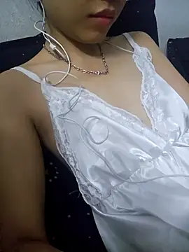 Snapshot of _Thaotam_ chatting on April 24, 2:41 pm Thaotam online show from April 24, 2:41 pm