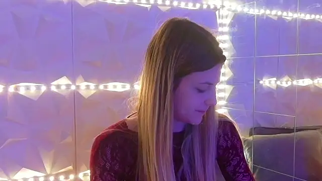 Aishha  online show from December 22, 5:59 am