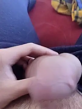 Snapshot of aleale34 chatting on February 15, 1:09 pm aleale34 online show from February 15, 1:09 pm