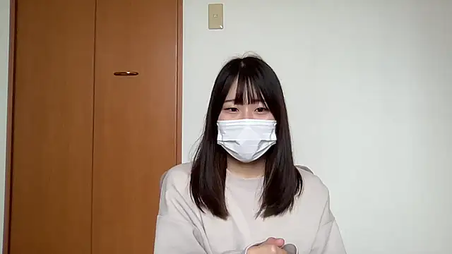 Snapshot of nuu_u chatting on October 21, 2:56 am nuu u online show from October 21, 2:56 am