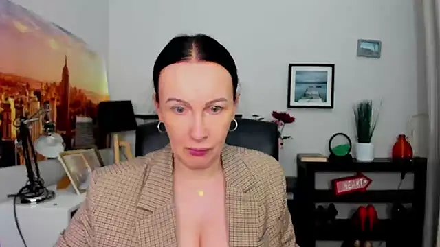 Velvet Jasmine online show from September 30, 5:23 am