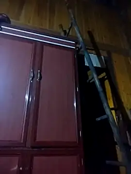 miss-su online show from November 20, 12:49 pm