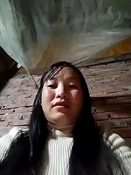 miss-su online show from February 4, 7:42 pm