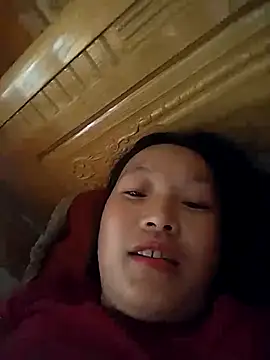 miss-su online show from April 3, 8:56 am