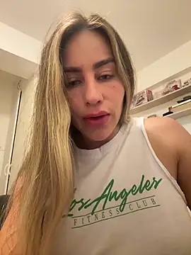 Snapshot of RealThaliana chatting on November 3, 12:13 am RealThaliana online show from November 3, 12:13 am