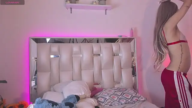 Darlyn tenderhot   online show from March 15, 4:46 pm