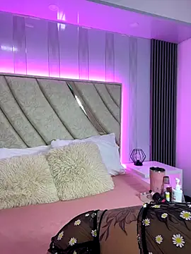 bellalumi online show from September 14, 11:42 am