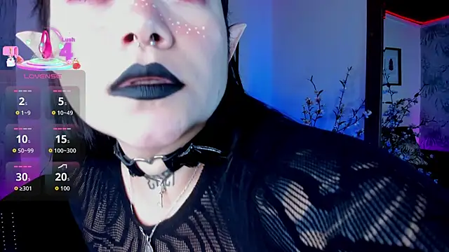  raven black online show from November 6, 4:19 pm